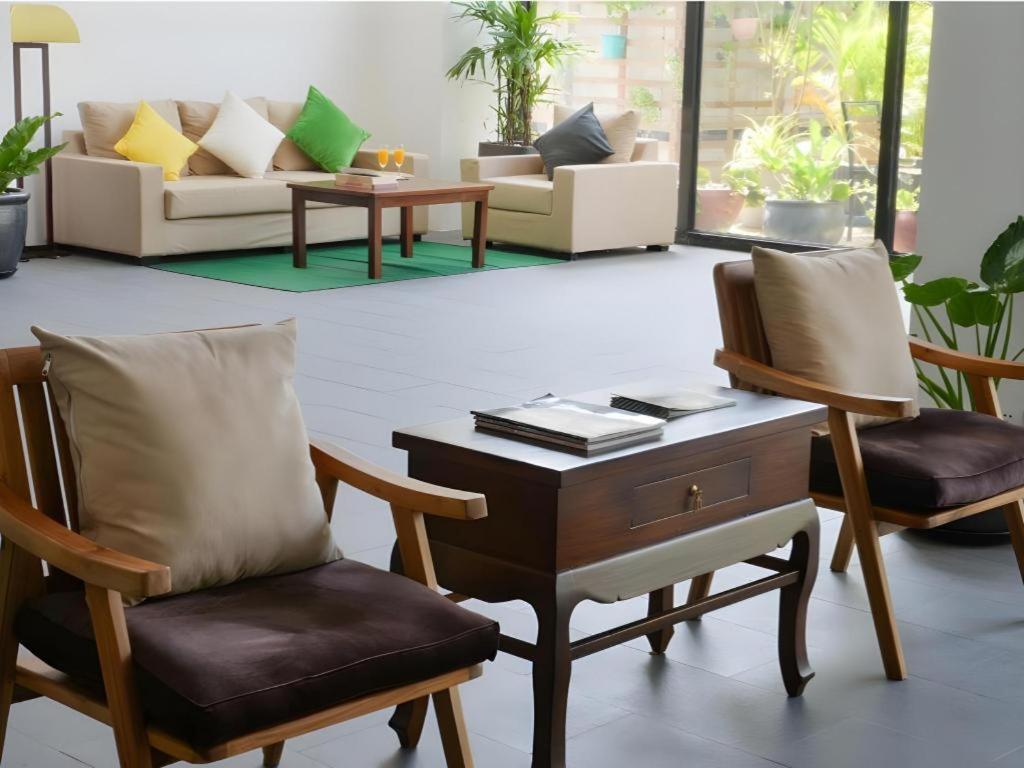 Kolab Sor Phnom Penh Hotel Exterior foto